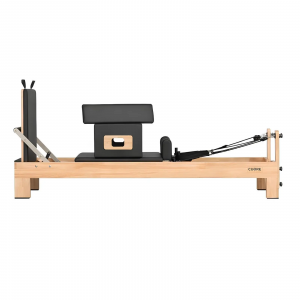 Klassischer, stabiler und professioneller Pilates Reformer aus Holz Cuore Pilates