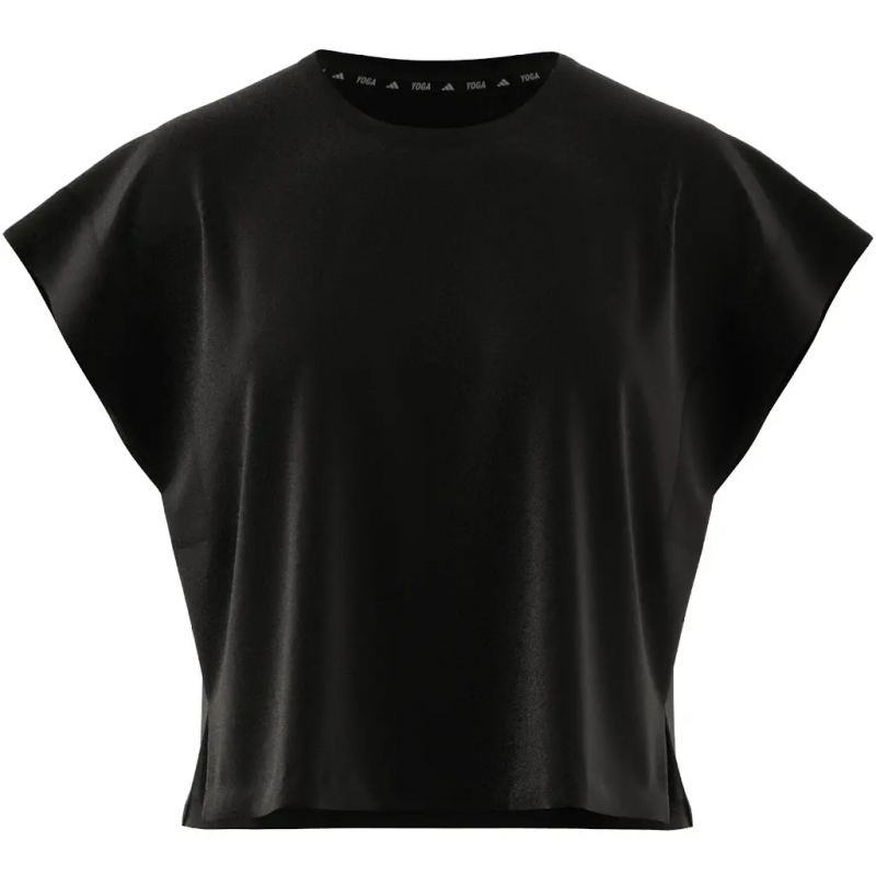 T-Shirt adidas Studio
