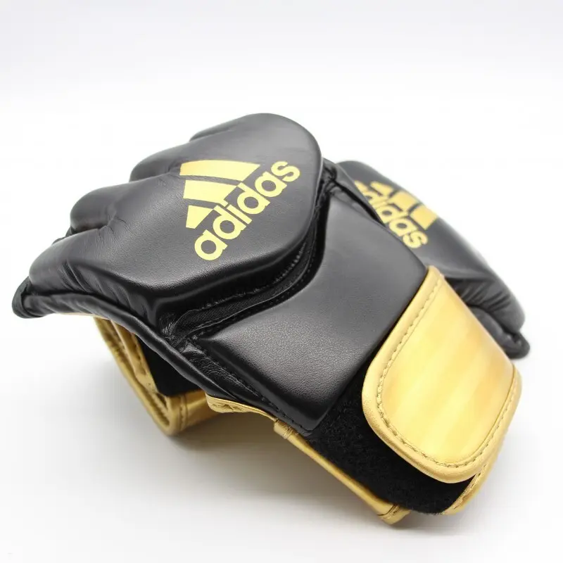 Handschuhe für das MMA-Training adidas