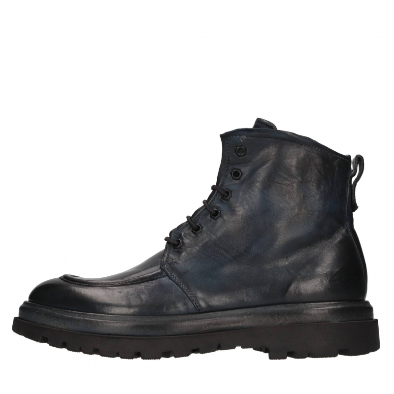 Pawelk's Blaue Stiefel