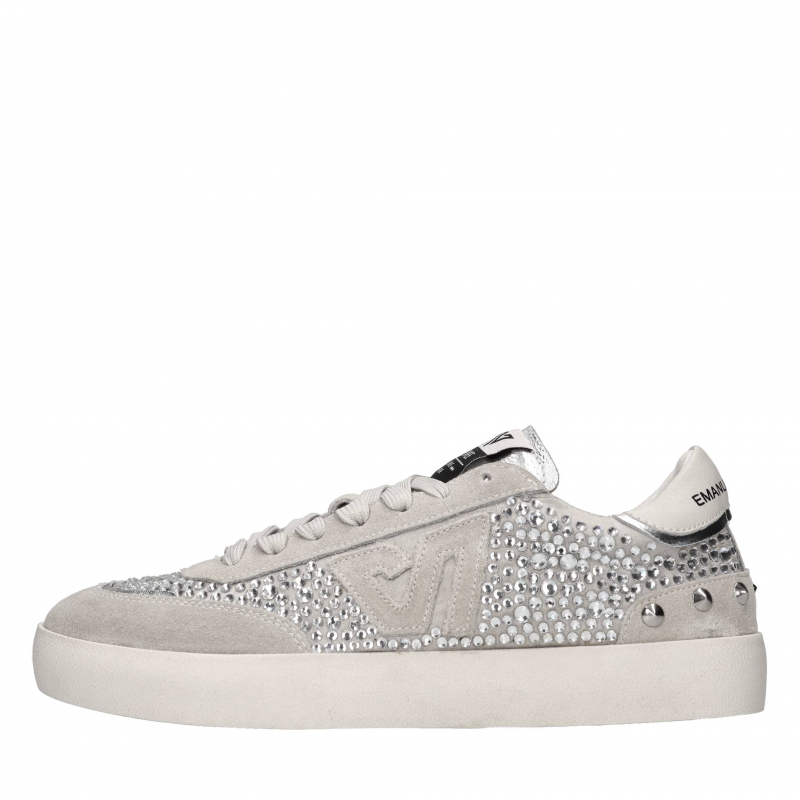 Emanuelle Vee Silberne Sneaker