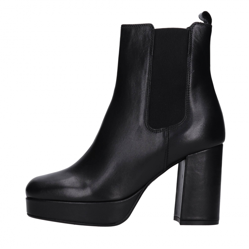 Carmens Stiefel schwarz