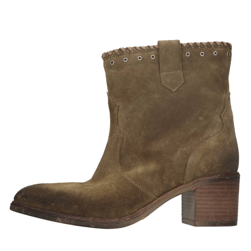 Strategia Schwarze Stiefel
