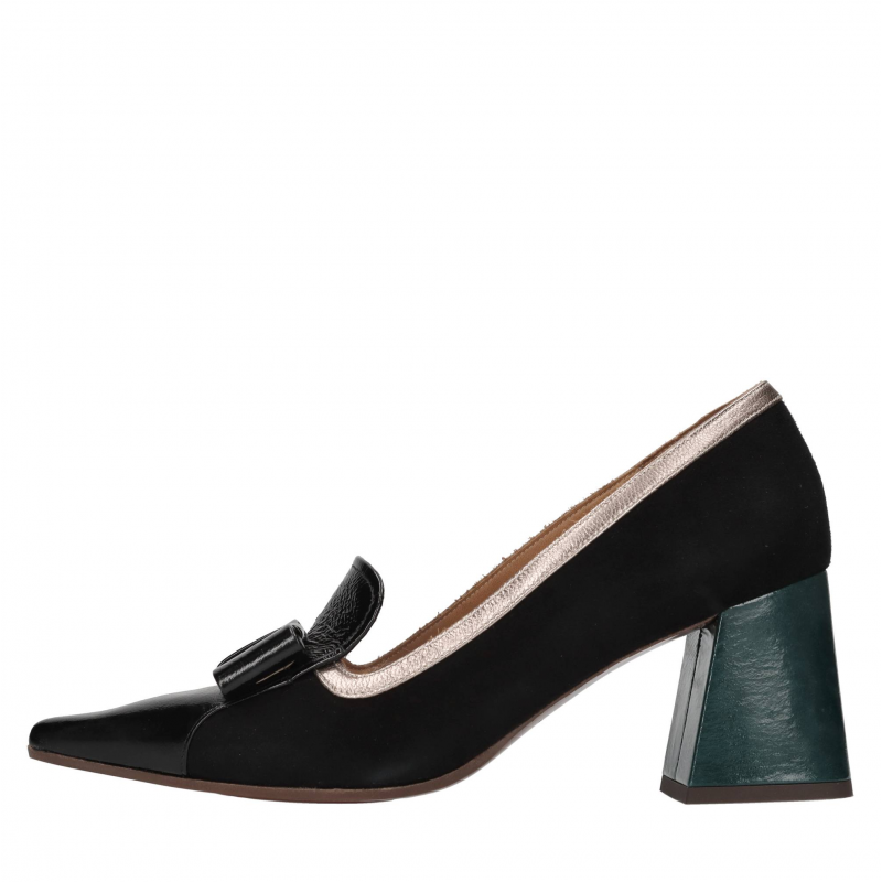 Chie Mihara Niedrig Schuhe Schwarz