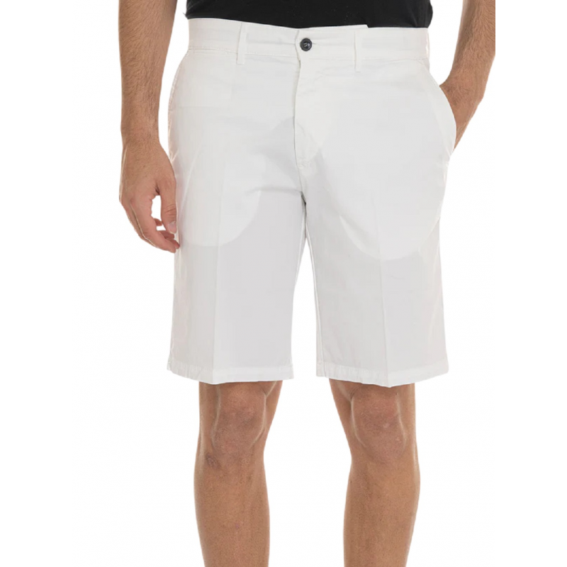 Harmont & Blaine WeiBe Shorts