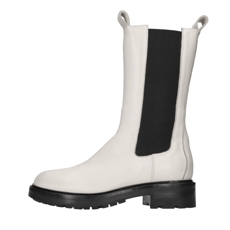 Elena Iachi Stiefeletten