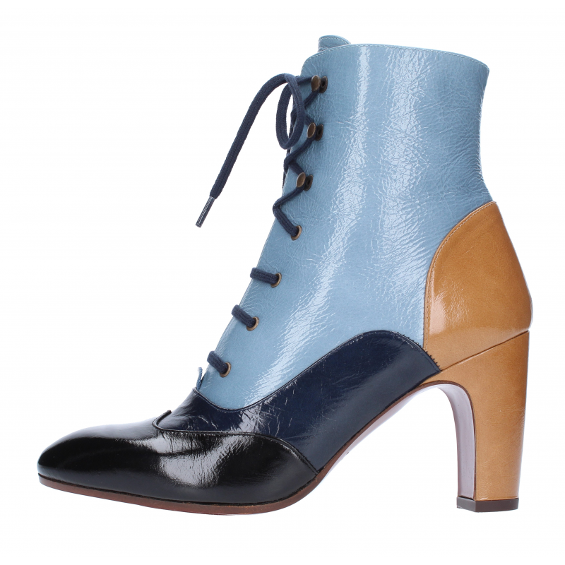 Chie Mihara Stiefel Braun