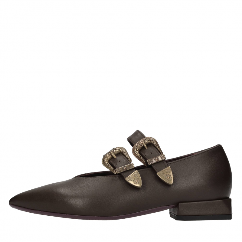 Lorenzo Mari Niedrige Schuhe Moro Kopf