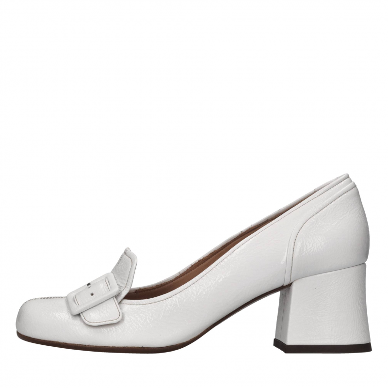 Chie Mihara Niedrig Schuhe WeiB