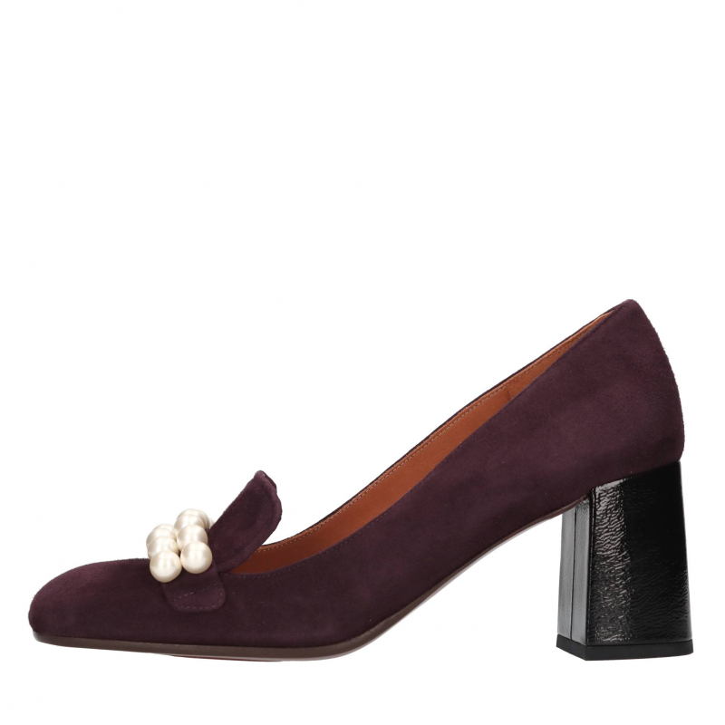 Chie Mihara Niedrige Schuhe Lila