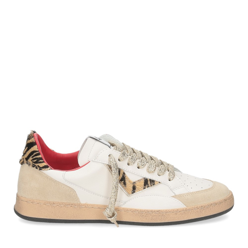 4b12 WeiBe Sneaker