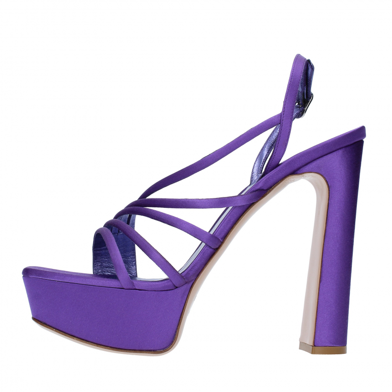 Le Silla Lila Sandalen