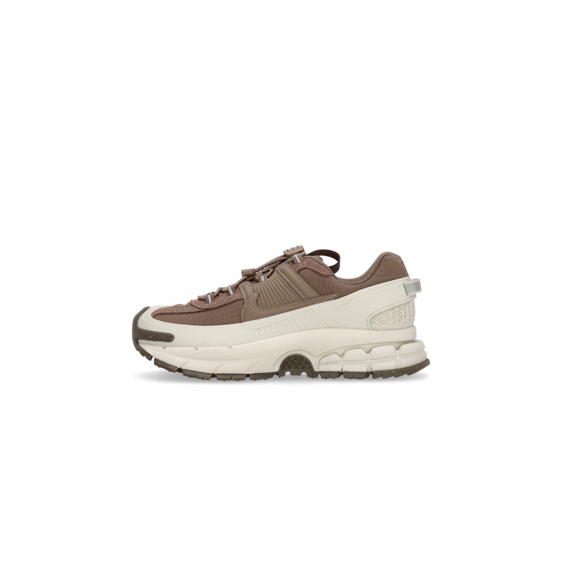 Frauen Low Shoe W Zoom Vomero Roam Light Bone/mink Brown/court Purple