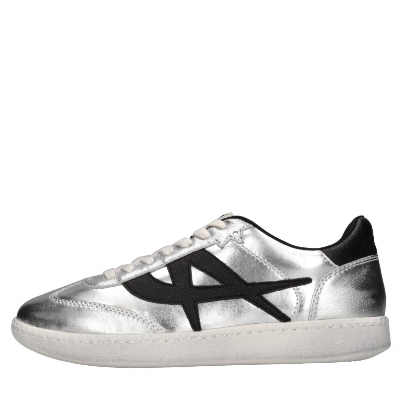 Ash Silberne Sneaker