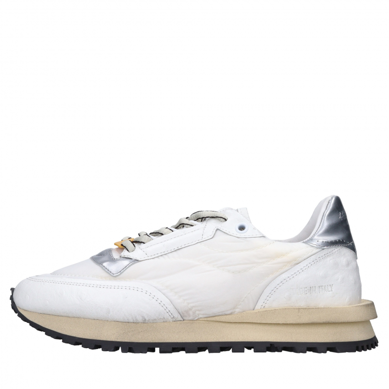 Hidnander WeiBe Sneaker