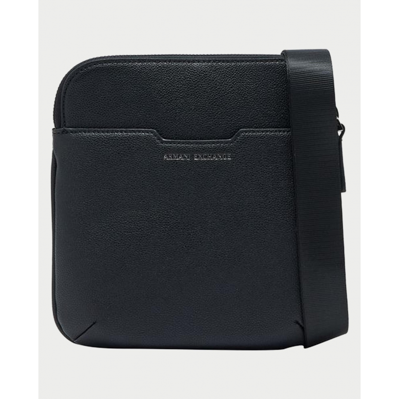 Armani Exchange Taschen. Schwarz